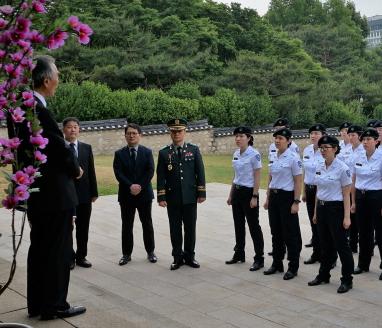 우리대학 학군단, 호국보훈의 달 맞아 효창공원 의열사 참배