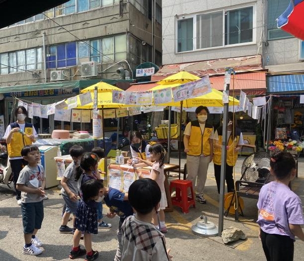 캠퍼스타운사업단, 용문전통시장 그림전시회 및 시장나들이 행사 개최