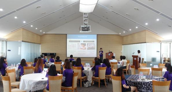 Hold a starting ceremony for a local education team for supporting women in developing countries