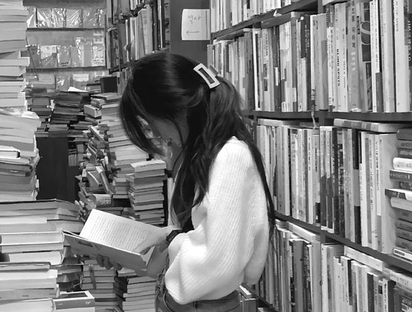 한 장면에서 시작되는 세계, 웹툰 작가 김라무 동문